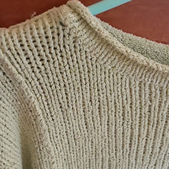 Sweater - Picture 4 of 5